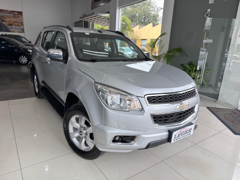 TRAILBLAZER 3.6 LTZ 4X4 V6 GASOLINA 4P AUTOMÁTICO - 2015 - SãO LEOPOLDO