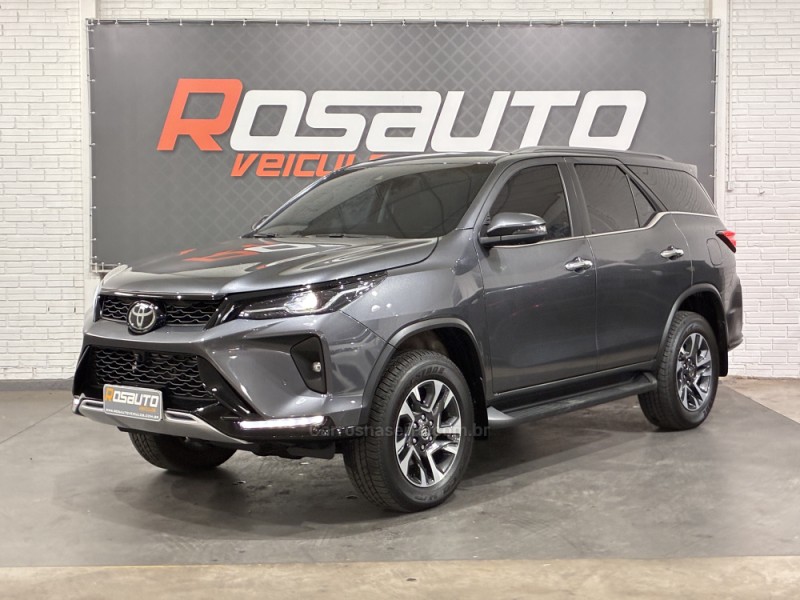 hilux sw4 2.8 4x4 srx platinum turbo 7 lugares diesel 4p automatico 2025 venancio aires