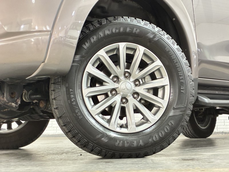 L200 TRITON 2.4 HPE-S SPORT 4X4 CD 16V DIESEL 4P AUTOMÁTICO - 2019 - VENâNCIO AIRES