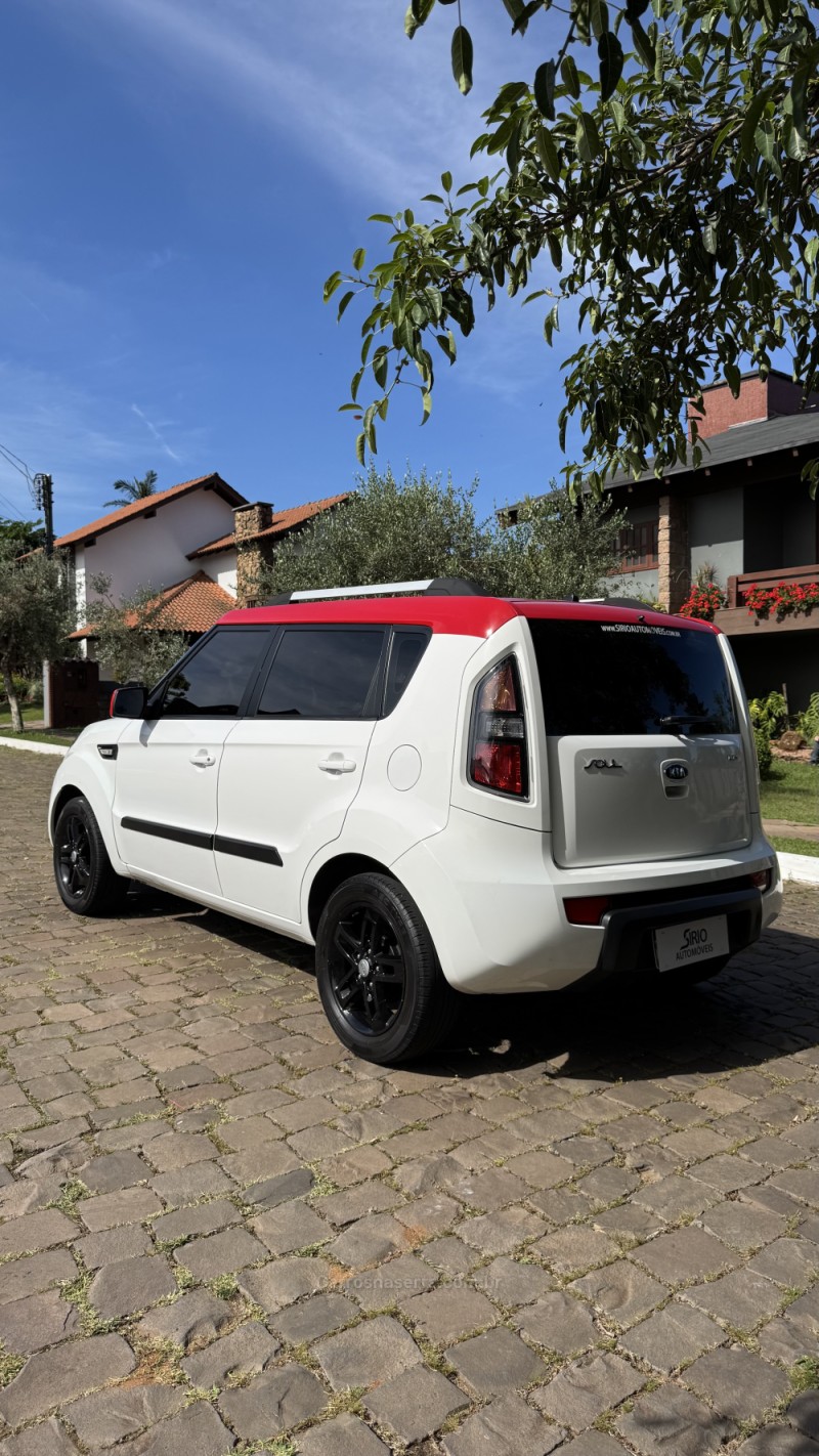 SOUL 1.6 EX 16V GASOLINA 4P MANUAL - 2011 - LAJEADO