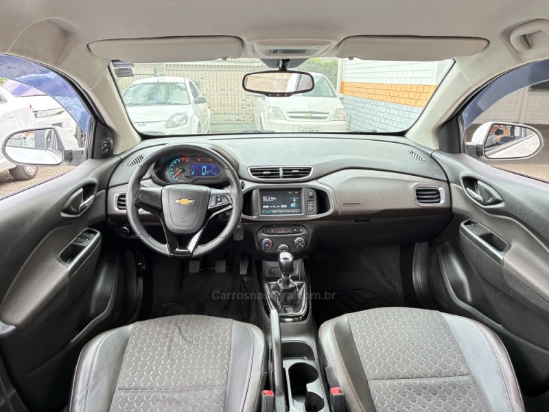 PRISMA 1.4 MPFI LTZ 8V FLEX 4P MANUAL - 2017 - VENâNCIO AIRES