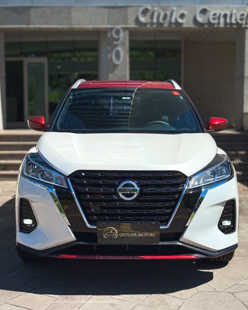 KICKS 1.6 XPLAY 16V FLEX 4P AUTOMÁTICO - 2022 - NOVO HAMBURGO