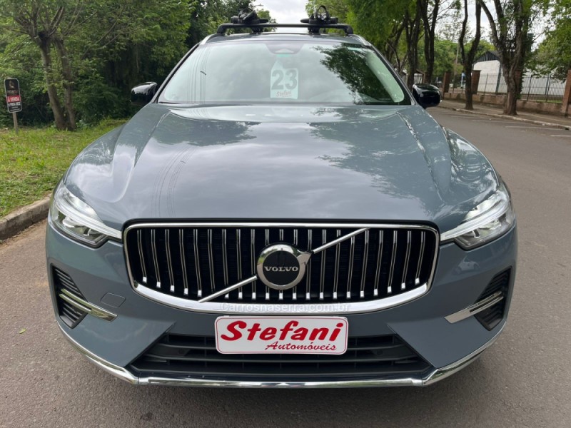 XC60 2.0 T8 RECHARGE PLUS AWD HIBRIDO 4P AUTOMÁTICO - 2023 - FELIZ