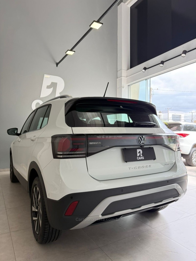 T-CROSS 1.4 HIGHLINE TSI 16V FLEX 4P AUTOMÁTICO - 2025 - LAJEADO