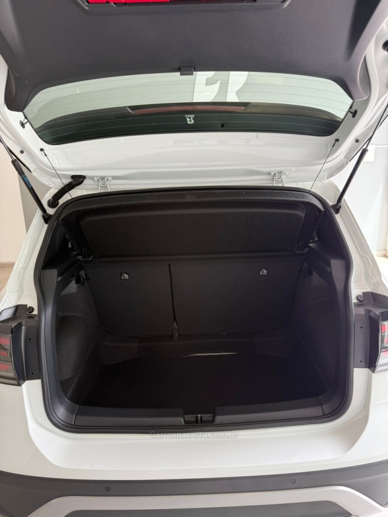 T-CROSS 1.4 HIGHLINE TSI 16V FLEX 4P AUTOMÁTICO - 2025 - LAJEADO