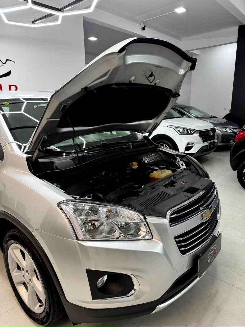 TRACKER 1.8 MPFI LTZ 4X2 16V FLEX 4P AUTOMÁTICO - 2016 - CAXIAS DO SUL