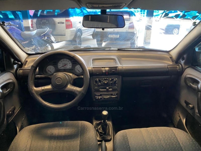 CORSA 1.0 MPFI SEDAN 8V GASOLINA 4P MANUAL - 2000 - CAXIAS DO SUL