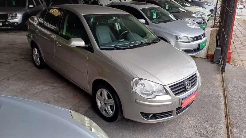 POLO SEDAN 1.6 MI COMFORTLINE 8V FLEX 4P AUTOMATIZADO - 2011 - CAXIAS DO SUL