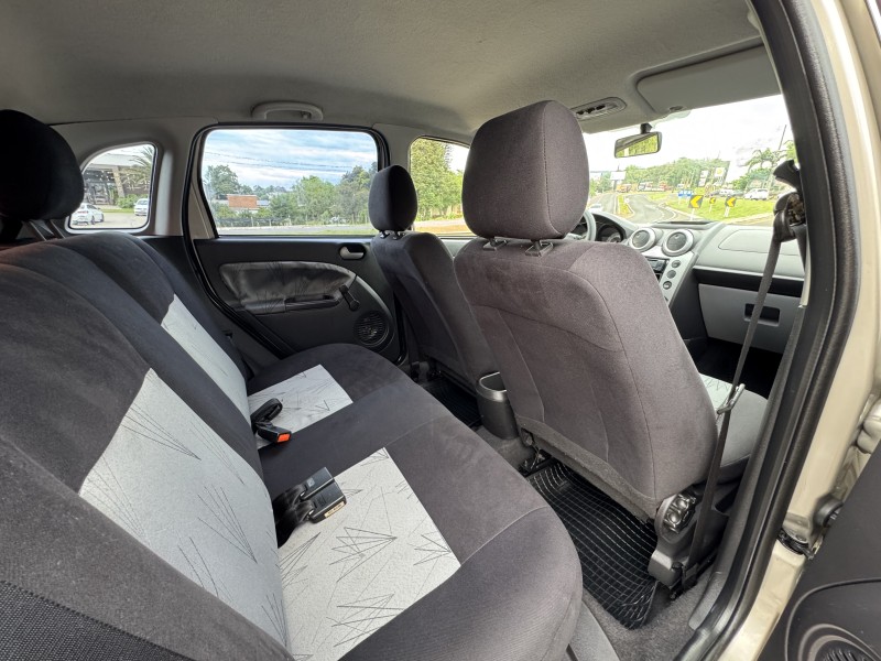 FIESTA 1.0 MPI 8V GASOLINA 4P MANUAL - 2008 - DOIS IRMãOS