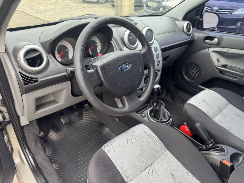 FIESTA 1.0 MPI 8V GASOLINA 4P MANUAL - 2008 - DOIS IRMãOS
