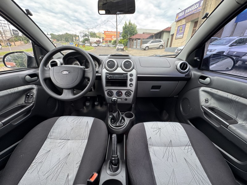 FIESTA 1.0 MPI 8V GASOLINA 4P MANUAL - 2008 - DOIS IRMãOS