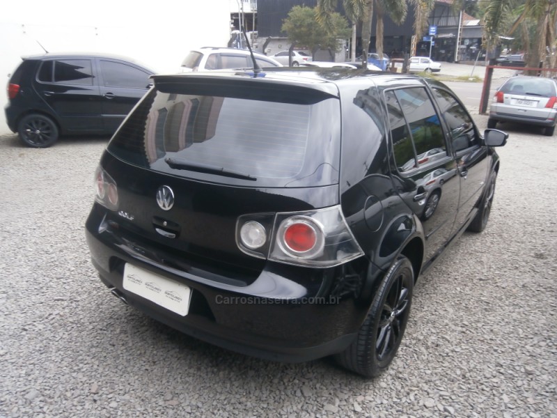 GOLF 1.6 MI SPORTLINE 8V FLEX 4P MANUAL - 2013 - FARROUPILHA