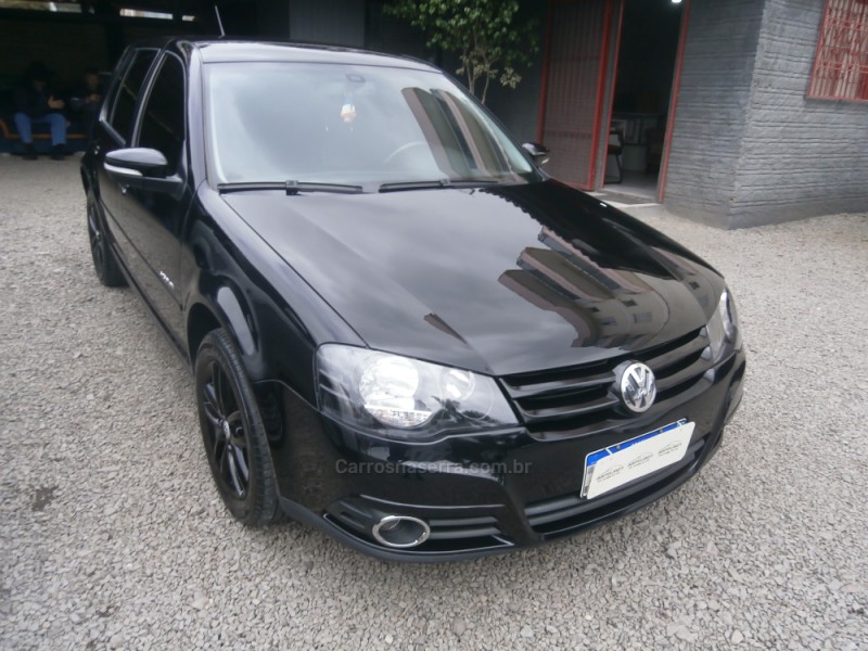 GOLF 1.6 MI SPORTLINE 8V FLEX 4P MANUAL - 2013 - FARROUPILHA