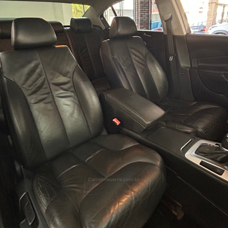 PASSAT 2.0 FSI DSG GASOLINA 4P AUTOMÁTICO - 2010 - VACARIA