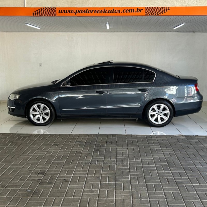 PASSAT 2.0 FSI DSG GASOLINA 4P AUTOMÁTICO - 2010 - VACARIA