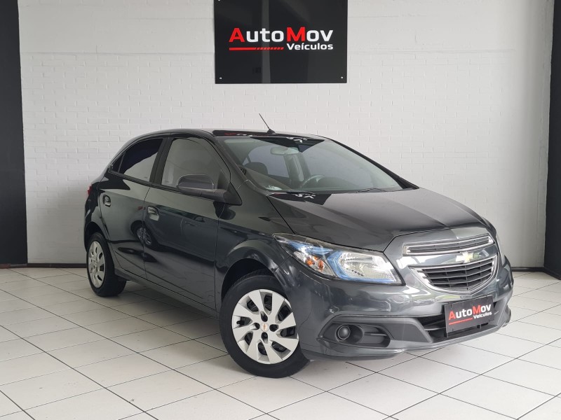 ONIX 1.4 MPFI LT 8V FLEX 4P MANUAL - 2016 - CAXIAS DO SUL