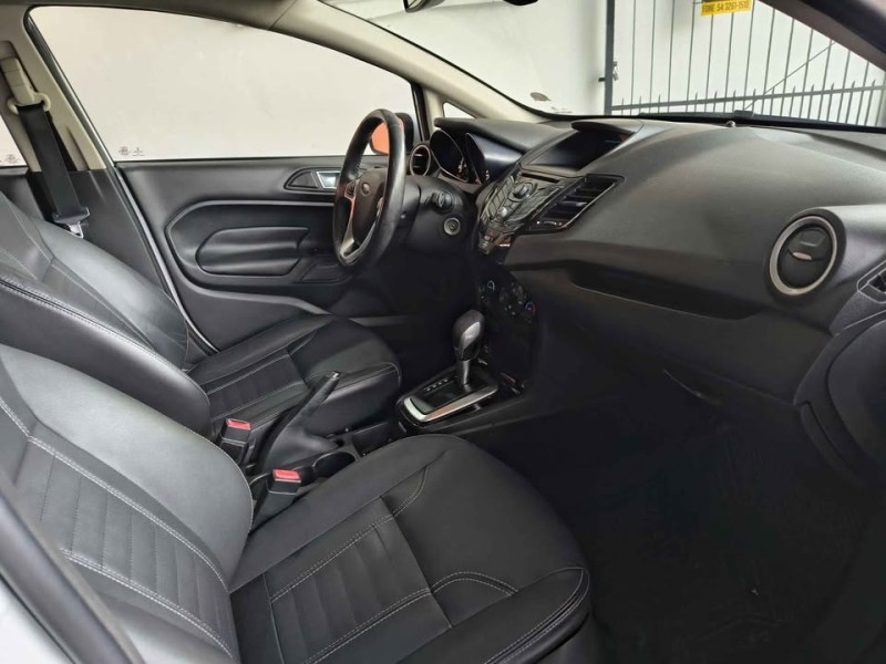 FIESTA 1.6 TITANIUM SEDAN 16V FLEX 4P AUTOMÁTICO - 2015 - CAXIAS DO SUL