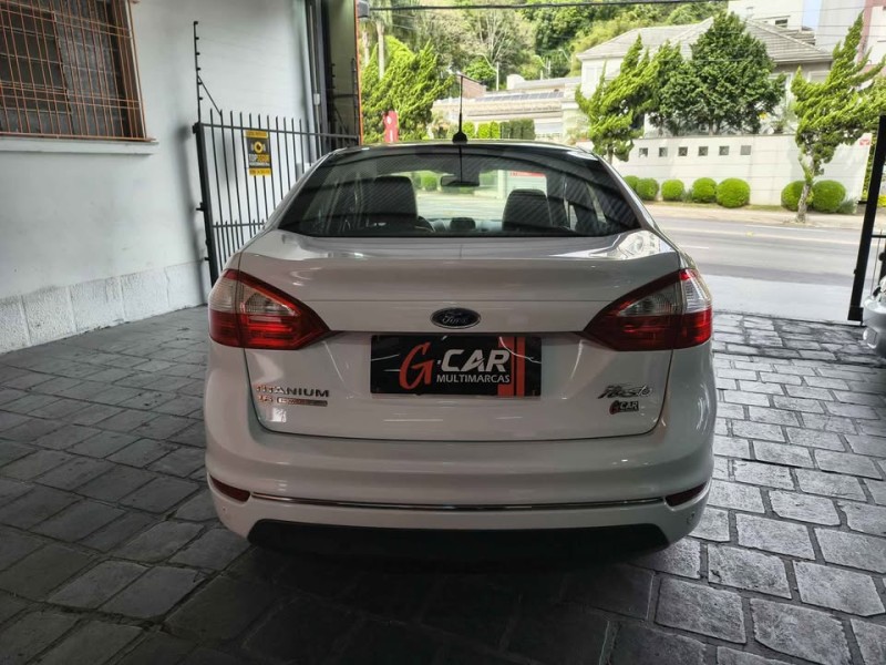 FIESTA 1.6 TITANIUM SEDAN 16V FLEX 4P AUTOMÁTICO - 2015 - CAXIAS DO SUL