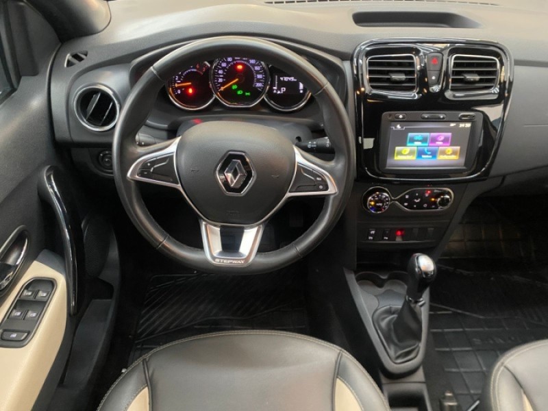 SANDERO 1.6 STEPWAY INTENSE X-TRONIC 16V FLEX 4P AUTOMÁTICO - 2022 - CAXIAS DO SUL