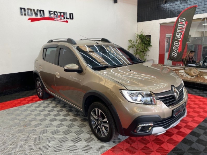 SANDERO 1.6 STEPWAY INTENSE X-TRONIC 16V FLEX 4P AUTOMÁTICO - 2022 - CAXIAS DO SUL