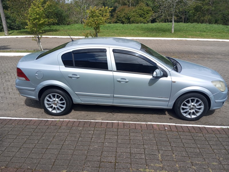 VECTRA 2.0 MPFI EXPRESSION 8V 140CV FLEX 4P MANUAL - 2008 - CAXIAS DO SUL