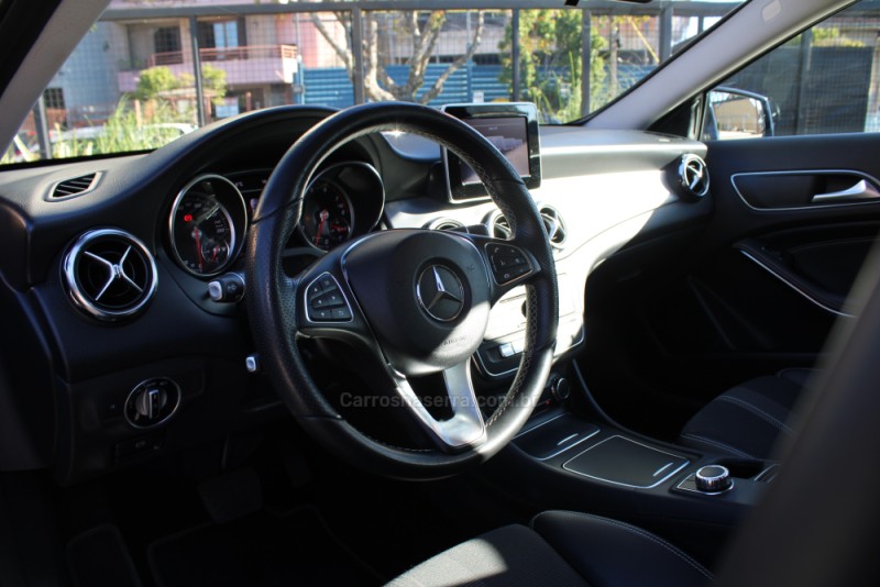 GLA 200 1.6 CGI ADVANCE 16V TURBO GASOLINA 4P AUTOMÁTICO - 2018 - CAXIAS DO SUL