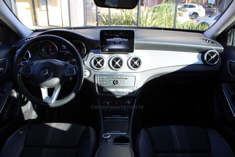 GLA 200 1.6 CGI ADVANCE 16V TURBO GASOLINA 4P AUTOMÁTICO - 2018 - CAXIAS DO SUL