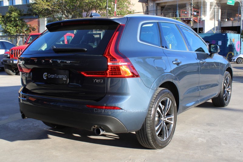 XC60 2.0 T5 MOMENTUM GASOLINA 4P AUTOMÁTICO - 2018 - CAXIAS DO SUL