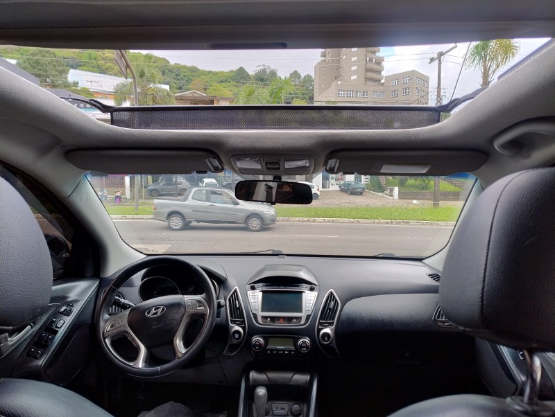 IX35 2.0 MPFI GLS 4X2 16V GASOLINA 4P AUTOMÁTICO - 2012 - CAXIAS DO SUL