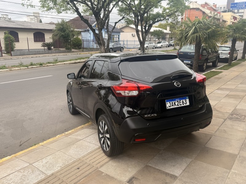 KICKS 1.6 16V FLEX SV 4P XTRONIC - 2021 - FARROUPILHA