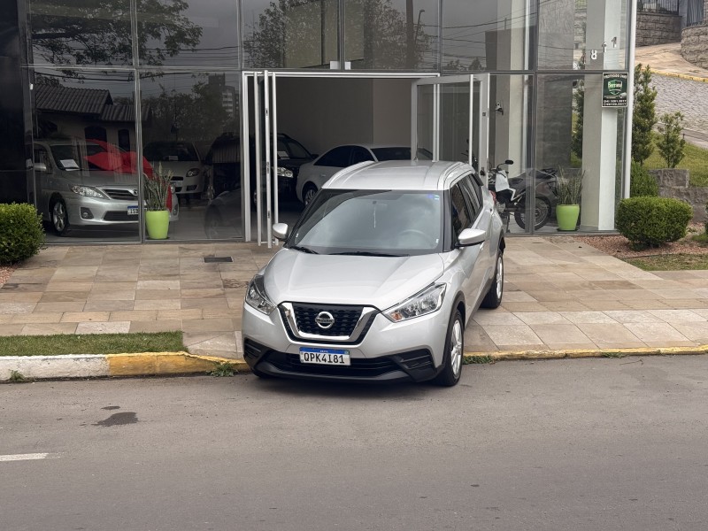 KICKS 1.6 16V FLEX S 4P MANUAL - 2019 - FARROUPILHA