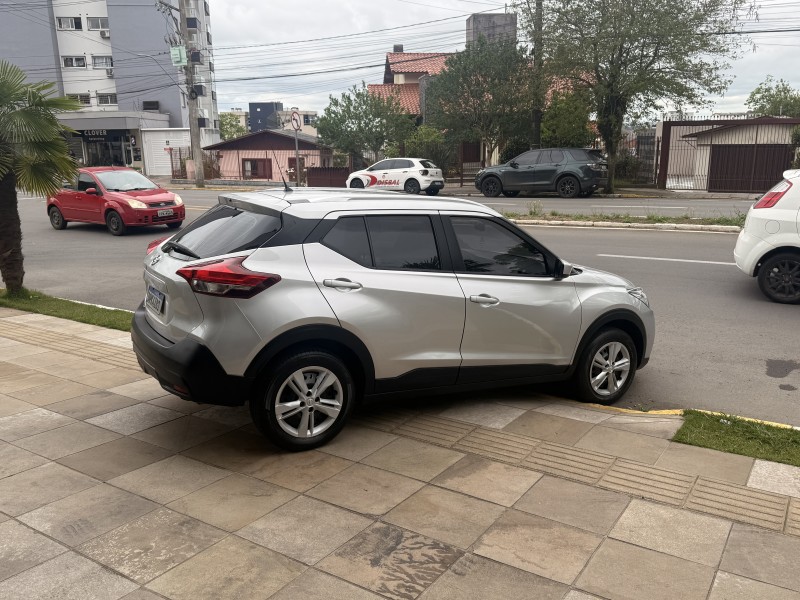 KICKS 1.6 16V FLEX S 4P MANUAL - 2019 - FARROUPILHA