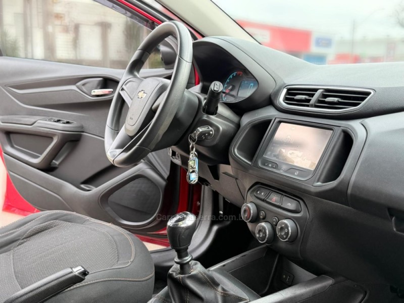 ONIX 1.4 MPFI LTZ 8V FLEX 4P MANUAL - 2015 - NOVO HAMBURGO