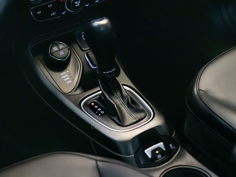 COMPASS 2.0 16V DIESEL S LIMITED 4X4 AUTOMÁTICO - 2021 - CAXIAS DO SUL