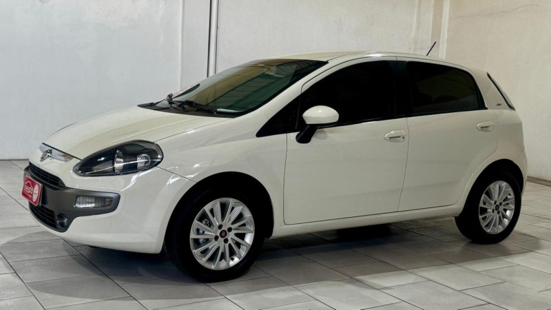 PUNTO 1.6 ESSENCE 16V FLEX 4P MANUAL - 2016 - ESTâNCIA VELHA