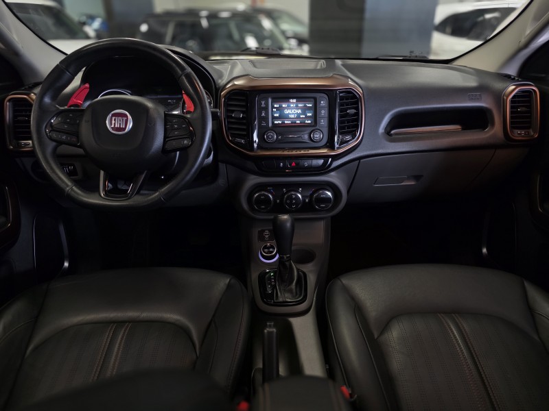 TORO 2.0 16V TURBO DIESEL VOLCANO AT9 4X4 AUTOMÁTICO - 2019 - CAXIAS DO SUL