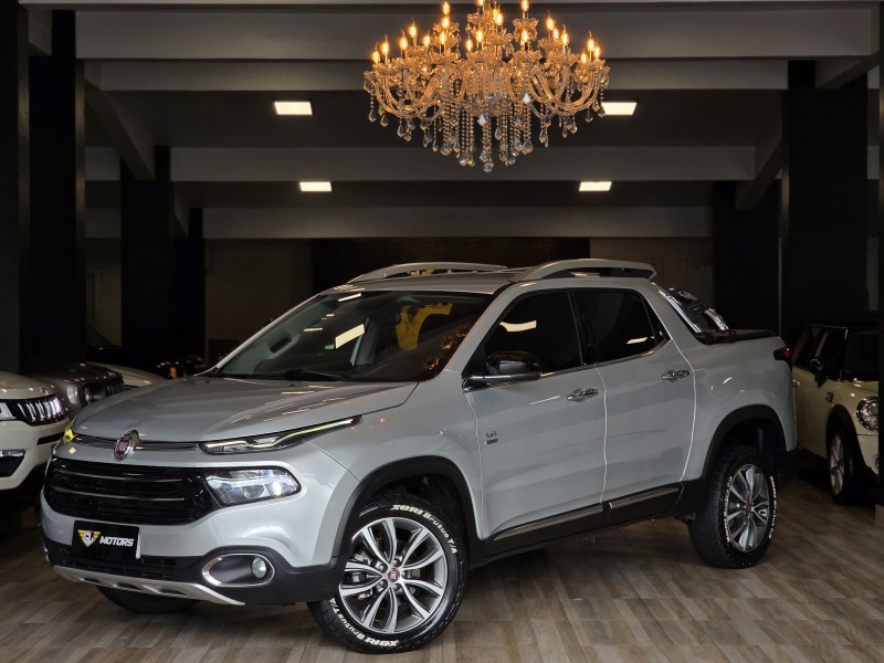 toro 2.0 16v turbo diesel volcano at9 4x4 automatico 2019 caxias do sul