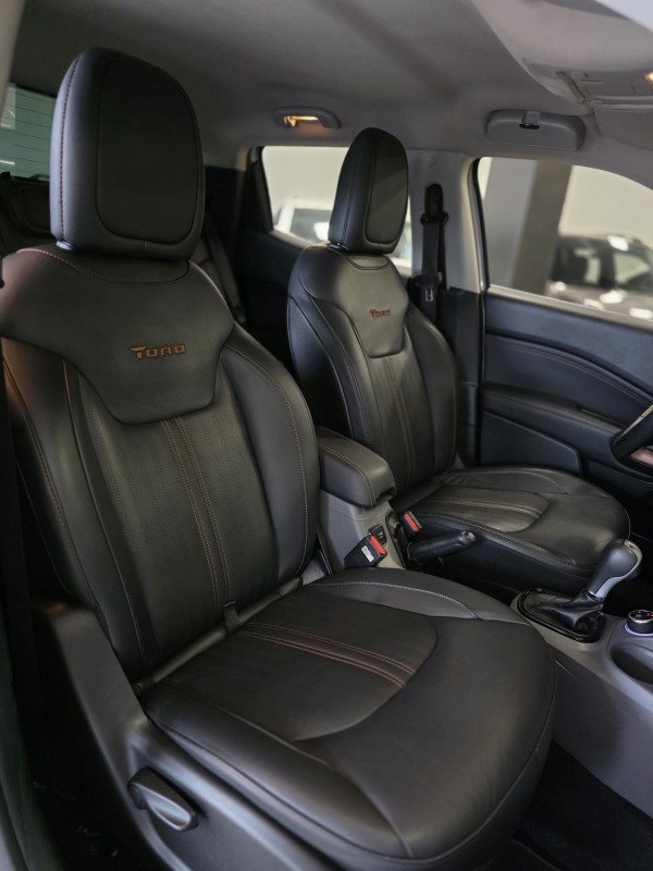 TORO 2.0 16V TURBO DIESEL VOLCANO AT9 4X4 AUTOMÁTICO - 2019 - CAXIAS DO SUL