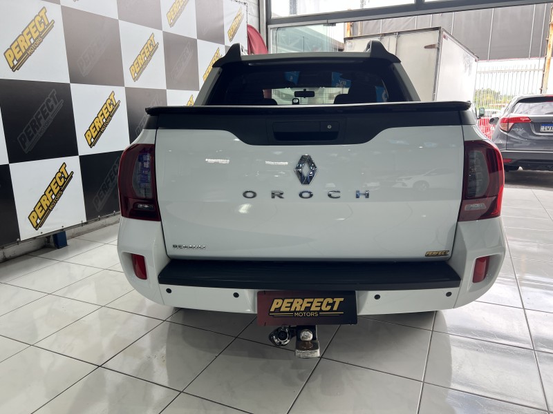 OROCH 1.6 16V DYNAMIQUE FLEX 4P MANUAL - 2020 - PORTãO