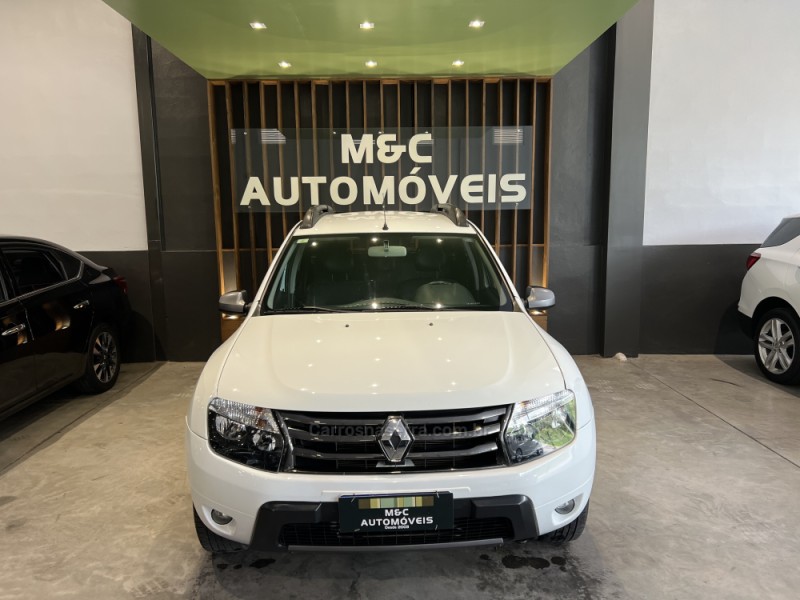 DUSTER 2.0 TECH ROAD II 4X2 16V FLEX 4P AUTOMÁTICO - 2015 - CAXIAS DO SUL