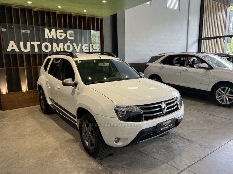 DUSTER 2.0 TECH ROAD II 4X2 16V FLEX 4P AUTOMÁTICO - 2015 - CAXIAS DO SUL