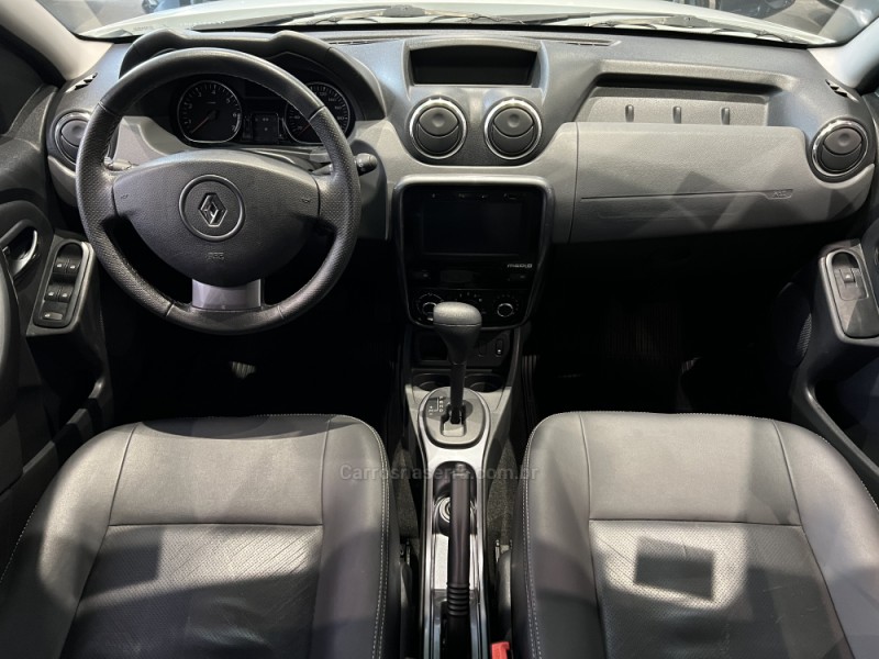 DUSTER 2.0 TECH ROAD II 4X2 16V FLEX 4P AUTOMÁTICO - 2015 - CAXIAS DO SUL