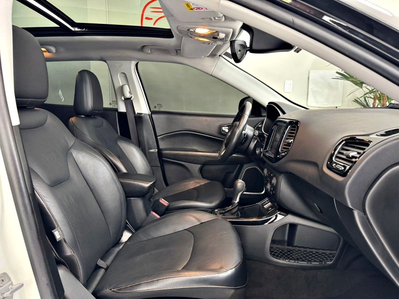 COMPASS 2.0 16V FLEX LIMITED AUTOMÁTICO - 2017 - CAXIAS DO SUL