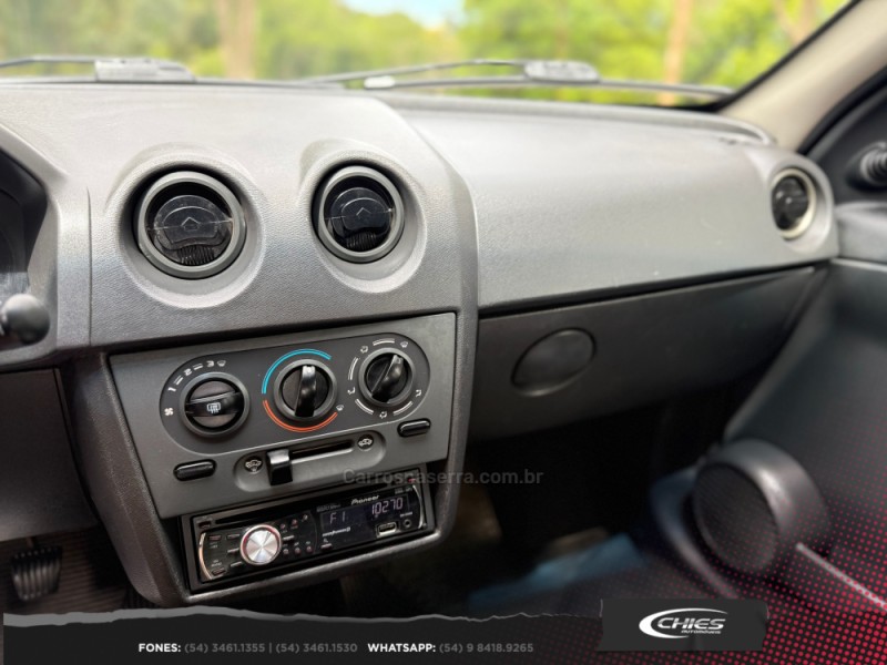 CELTA 1.0 MPFI SPIRIT 8V FLEX 4P MANUAL - 2007 - CARLOS BARBOSA