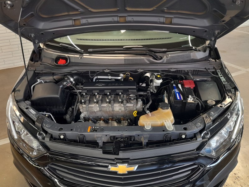 ONIX 1.4 MPFI ACTIV 8V FLEX 4P MANUAL - 2017 - ERECHIM