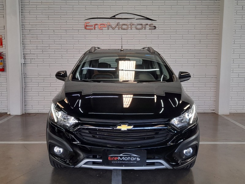 ONIX 1.4 MPFI ACTIV 8V FLEX 4P MANUAL - 2017 - ERECHIM