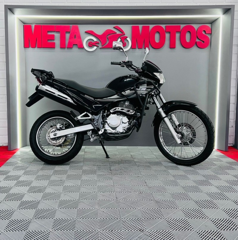 nx4 falcon  2008 campo bom