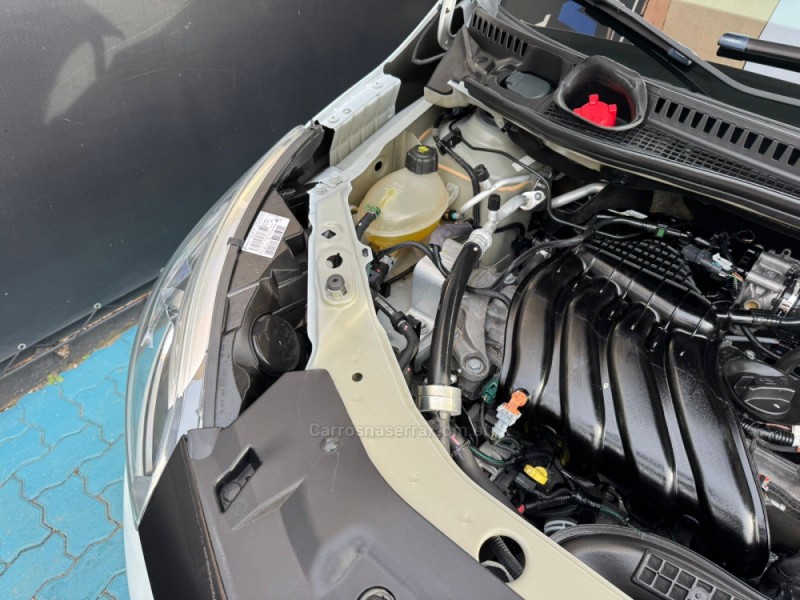 CAPTUR 1.6 16V SCE FLEX ZEN MANUAL - 2019 - ESTâNCIA VELHA