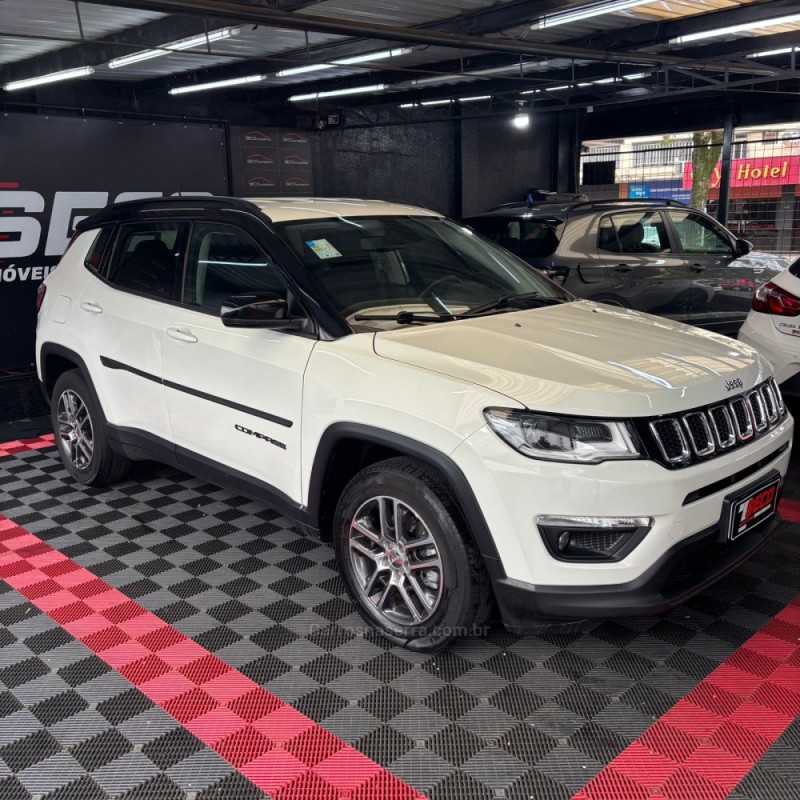 COMPASS 2.0 16V FLEX SPORT AUTOMÁTICO - 2019 - PASSO FUNDO