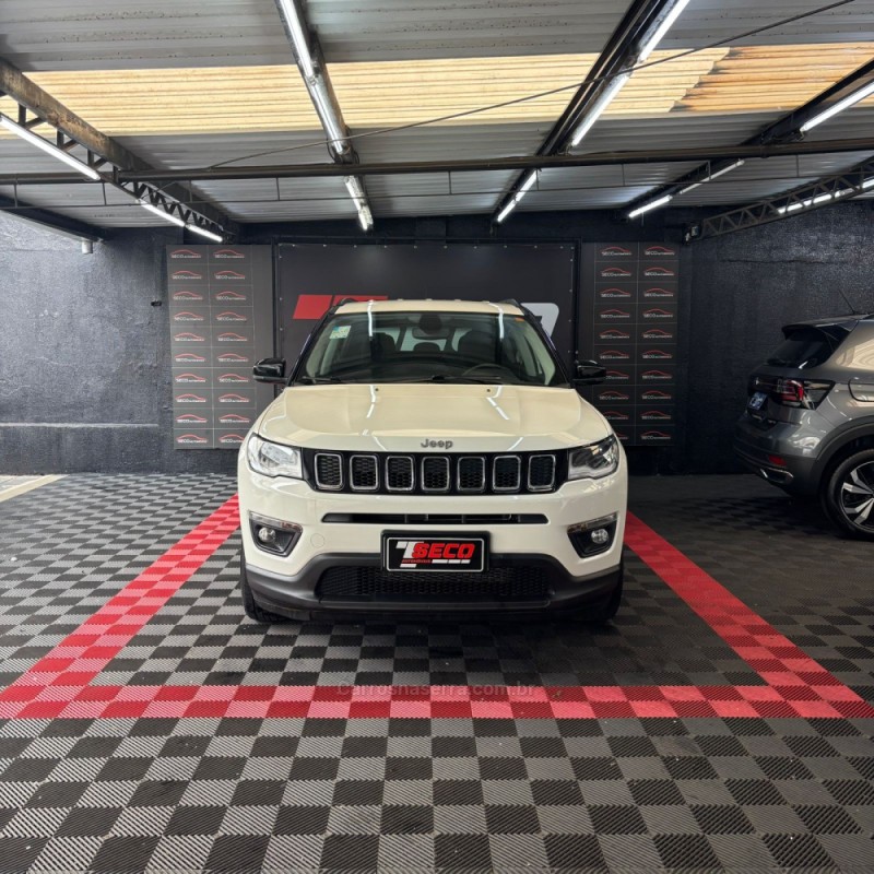 COMPASS 2.0 16V FLEX SPORT AUTOMÁTICO - 2019 - PASSO FUNDO